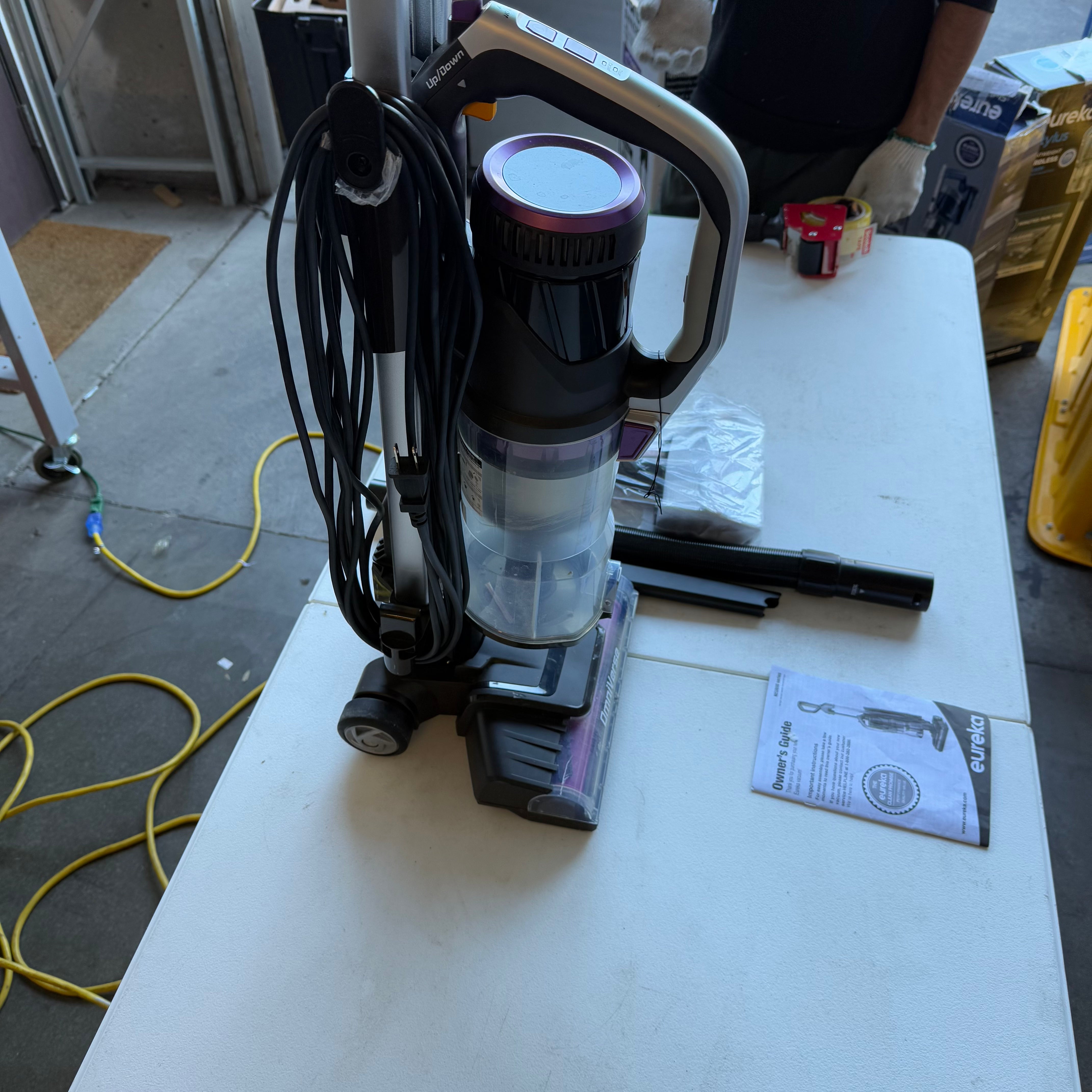 EUREKA OMNIVERSE VAC (Used) EUREKA OMNIVERSE VAC (Used)